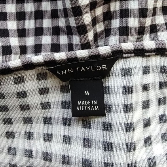 Ann Taylor Top M Gingham Plaid Blouse Black White Long Sleeve - Picture 8 of 8